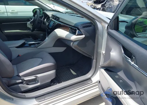 2019 Toyota Camry Le from USA, damaged, VIN 4T1B11HK8KU699998